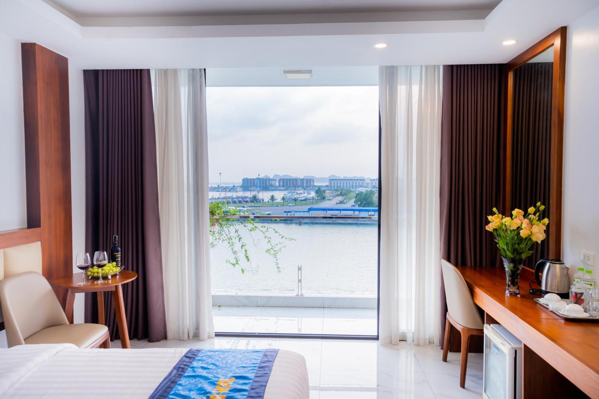 Ha Long Land Hotel エクステリア 写真